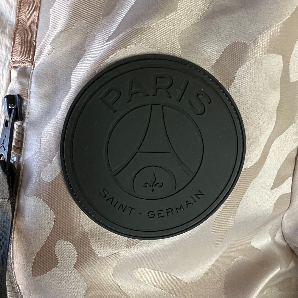 Jordan PSG Jacket Cream Camo Hooded Men’s XS Paris Saint Germain Rare - Picture 4 of 14